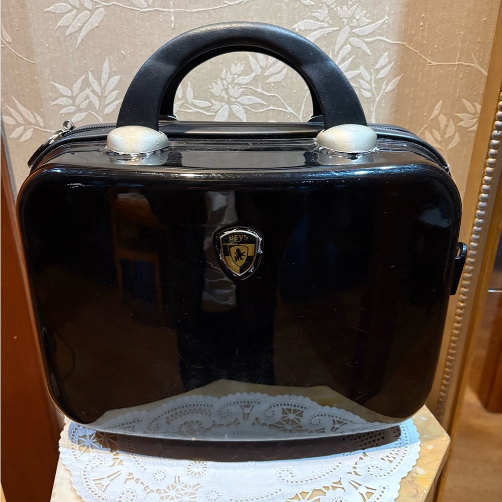 HEYS 12" Milano Black Hard-Shell Carry Bag/Luggage/Purse